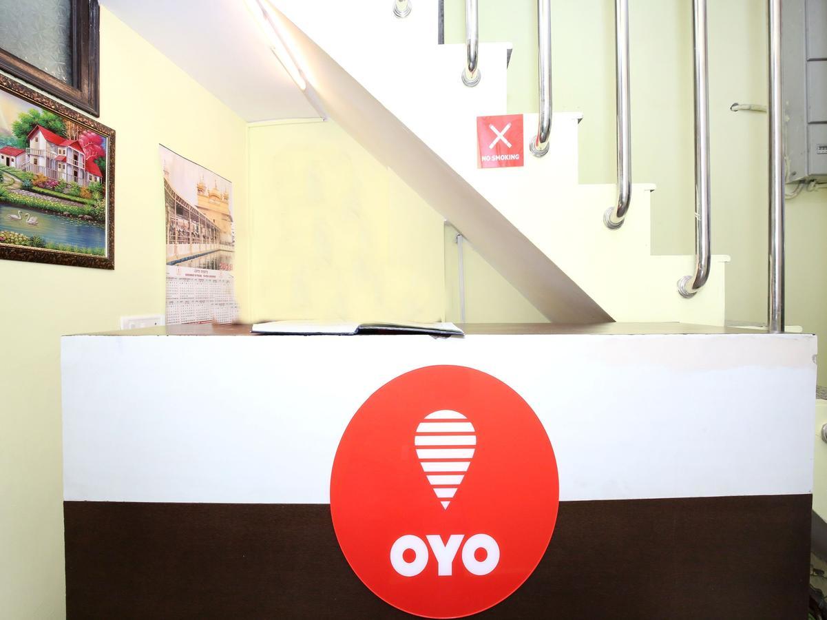 Oyo 12038 Hotel Alishan Чандігарх Екстер'єр фото
